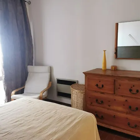 T3 Sea View - 20 Meters From The Beach *