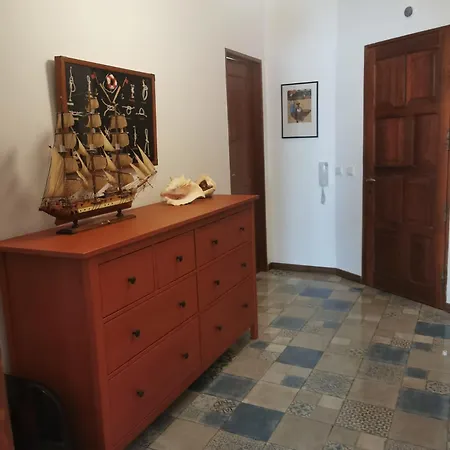 T3 Sea View - 20 Meters From The Beach